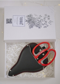 Подарок флористу – чехол-кобура для инструментов, флористические ножницы Red Chikamasa фото