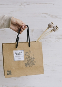 Подарочный крафт пакет от Consta Garden для упаковки подарков флористам, дизайнерам, садоводам фото