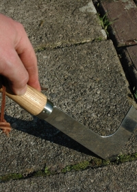 Садовый нож-очиститель межплиточных швов GT12 от Esschert Design заказать на сайте Consta Garden фото