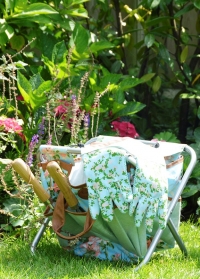 Складной садовый стульчик с сумкой для инструментов Rose RD39 Esschert Design фото