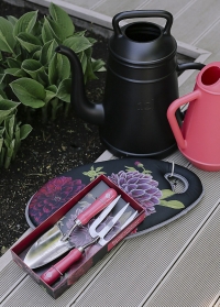 Набор садовых инструментов British Bloom британского бренда Burgon & Ball фото на сайте Consta Garden
