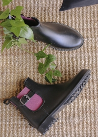 Модные резиновые ботинки-челси Black Delia французского бренда AJS-Blackfox фото