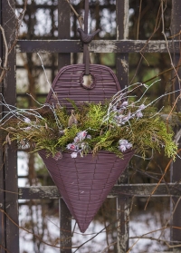 Настенное кашпо-конус из искусственного ротанга с флористической композицией Chestrernut Smart Garden фото