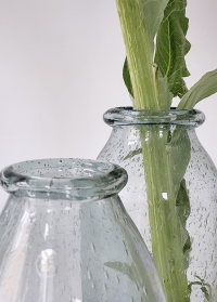 Оригинальная ваза для цветов стеклянная Hedrai от Lene Bjerre фото