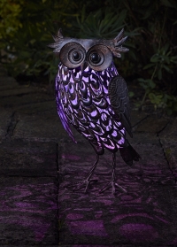 Садовая фигурка со светодиодной подсветкой на солнечной батарее Сова Giant Owl Smart Garden фото
