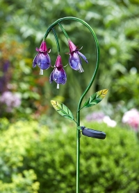 Декоративная садовая фигурка на солнечной батарее Фуксия от Smart Garden купить в интернет-магазине Consta Garden