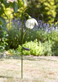 Декоративная садовая фигурка на солнечной батарее Подснежник от Smart Garden купить в интернет-магазине Consta 