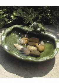Оригинальный садовый фонтан на солнечной батарее Лягушка от Smart Garden фото