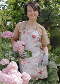 Лучший подарок для женщины-садовода - фартук для сбора урожая Розы заказать на сайте Consta Garden фото