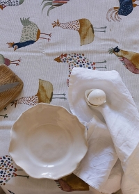 Скатерть столовая с пропиткой с рисунком Курочки заказать в интернет-магазине Consta Garden